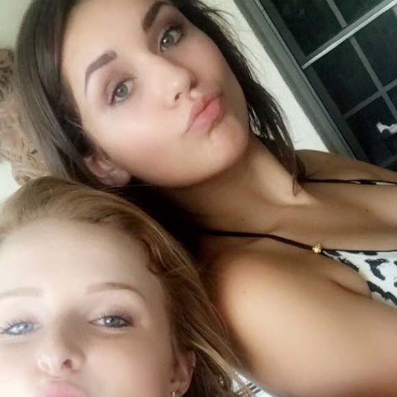 Meet your Posher, Sara kate - Picture 1 of 1